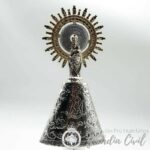 VIRGEN CON MANTO DE RESINA CON BAÑO DE PLATA  50 CMS - Imagen 2