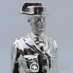 GUARDIA CIVIL UNIFORMADO A PIE. PLATA GC002