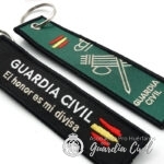 LLAVERO BORDADO  NEGRO h/l "EL HONOR ES MI DIVISA"