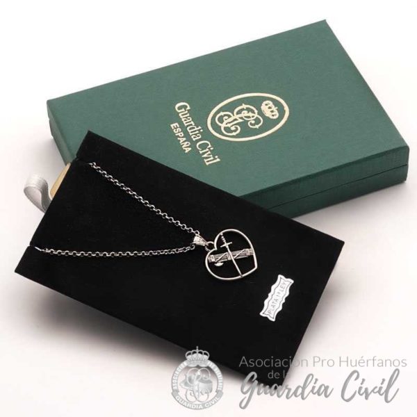 COLGANTE PLATA CORAZON H. LICT. CENTRAL GC097