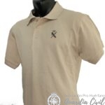 POLO  COLOR  ARENA  TALLA XL, CON LOGO HL.