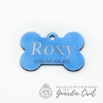 MEDALLA ALUMINIO AZUL 38X25 MASCOTA CON GRABACION