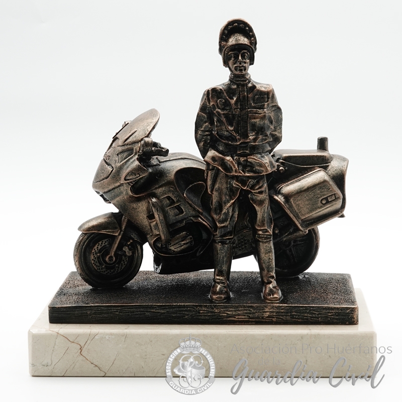 DSC01198 FIGURA TRAFICO CON MOTO Y LOGO - Imagen 1