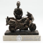 FIGURA TRAFICO CON MOTO Y LOGO - Imagen 3