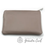 CARTERA CON MONEDERO, BILLETERA , TARJETERO  Y MOSQUETÓN LLAVES. MED. 16X11 CM.  COLOR  MARRON-BEIGE - Imagen 4