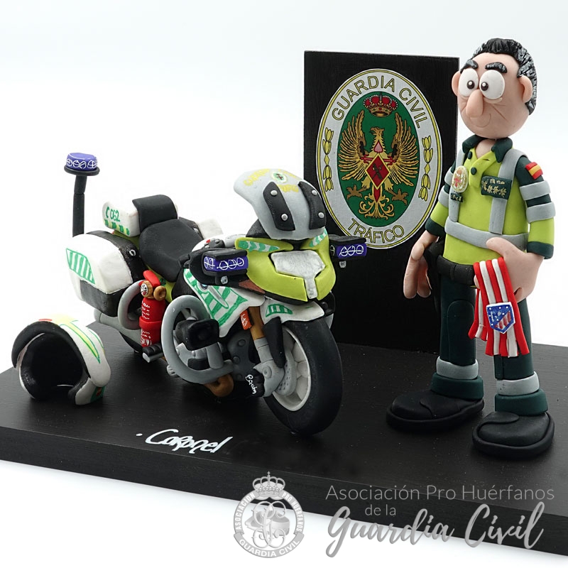 DSC01851 FIGURA GC FIMO PERSONALIZABLE especialidad moto - Imagen 1