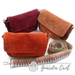 BOLSO CON CIERRE IMÁN EN ANTE, CREMALLERA INTERIOR Y CINTA  BANDOLERA MULTICOLOR. - Imagen 5