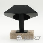 FIGURA  TRICORNIO METÁLICA CON BASE DE PIEDRA. - Imagen 5