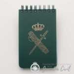 LIBRETA PEQUEÑA PLASTICO CLOGO DORADO