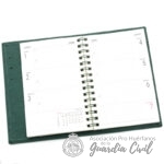 Agenda de bolsisllo c/verde c/escudo en seco año 2027. - Imagen 4