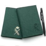 Agenda de bolsisllo c/verde c/escudo en seco año 2027. - Imagen 7