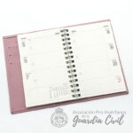 Agenda de bolsillo rosa c/ escudo seco año 2027 - Imagen 4